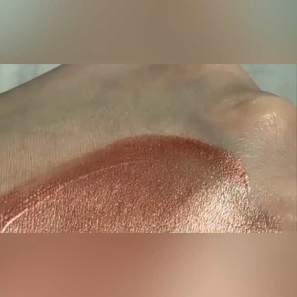 Rodial BLUSH DROPS - SUNSET KISS
15ml - NWT - Picture 7 of 13